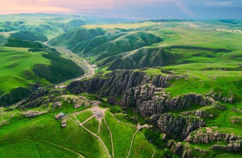 “千万不要迷恋辉腾锡勒黄花沟！”